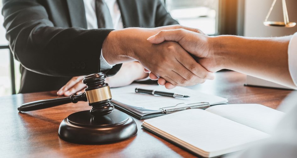 5 Tips for Working with a Lawyer 